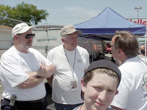 Standard 1320 group photo time right after first round of Top Fuel on Sunday. Here's Jim Hill, Ron Miller, and Dennis Friend, plus some little gnat that kept flying in front of the camera.