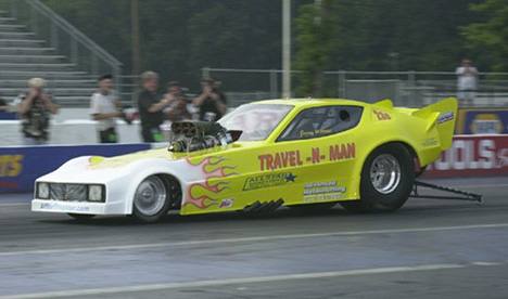 Greg Beckner shook out Jerry Millner's Travel-N-Man Arrow on its initial runs. Photo by Steve Bell