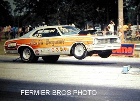 Wyman Barnett leaps off the line at the Gators in the Steve Bagwell Dodge Dart Pro Stocker. Photo by Bob Fermier