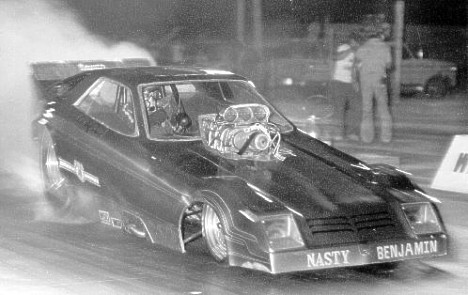 Dave Benjamin Dodge Charger Burnout at Tucson. Photo courtesy of the Flyin' Phil Archives