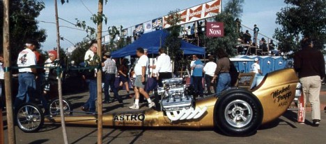 Another shot of the amazing Astro Magic Car. Come see it at the CHRR on October 5-8, 2000. Photo thanks to Bill Pitts