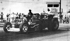 Dave Benjamin's Fuel Altered in '74. From the Dave Hough collection. Thanks to Jim Sorenson
