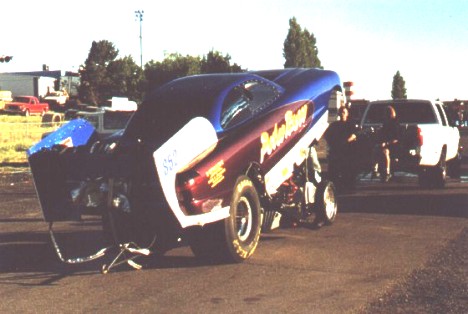 Peter Russo took the AHRA World Championship back to Australia. Note body damage behind rear wheel. Photo by David Hapgood