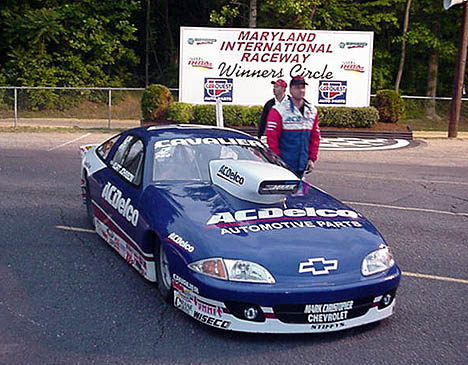 Kurt Johnson qualified 2nd with a great 6.865. The day HAD been sunny! Photo by Tim Pratt