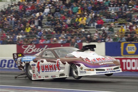 Fred Hahn does a wheelie in pro mod. Photo by Greg Gage