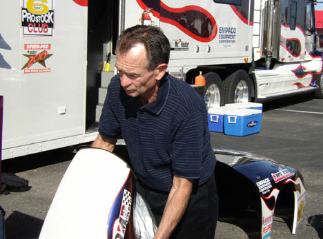 Bob Glidden was in the pits helping out Mark Pawuk with the Summit Pro Stock.