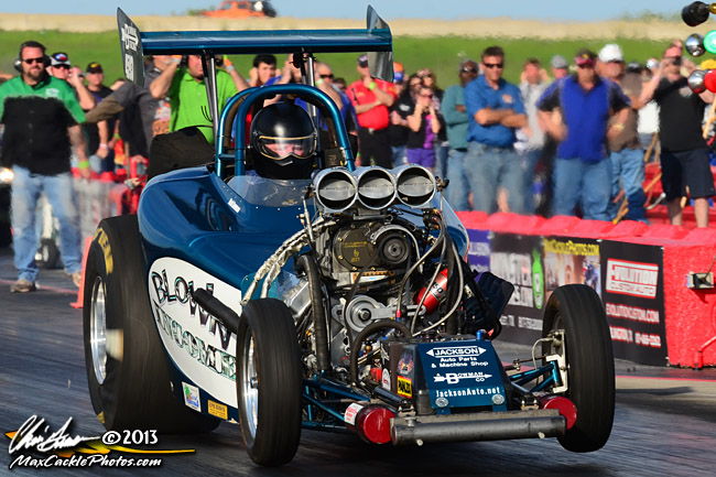 Drag Racing List - Jones Claims Spring Nostalgia Nationals Victory