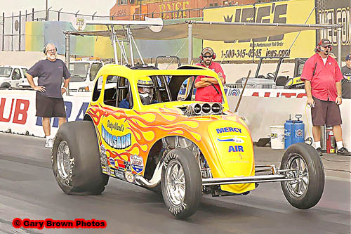 Drag Racing List - So-Cal Shootout NHRA Heritage Series Nostalgia Drags