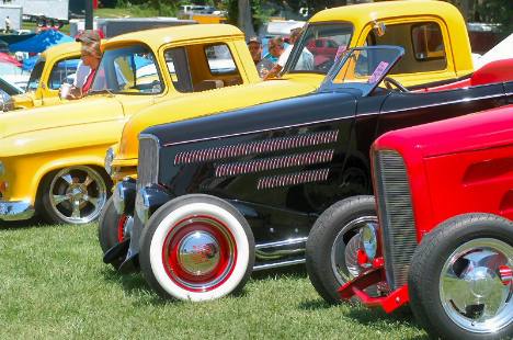 The street cars lined up pretty while the drag cars kicked butt at Bowling Green. Photo by Brian Wood