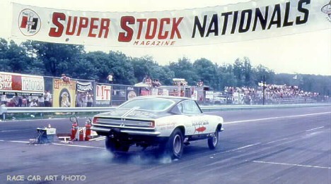 The Kingfish Cuda Funny Car blasts off the line at the 1967 Super Stock Nationals. Photo by Joel Naprstek