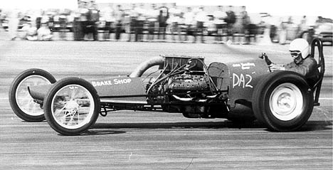 John Bradley's Low Blow Flathead powered digger was annother in the ongoing experiments in speed. Photo by Don Nichols