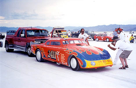 The Studebaker gets ready to leave the line at Bonneville Speedweek, August 2001. Photo thanks to Gail Tesinsky