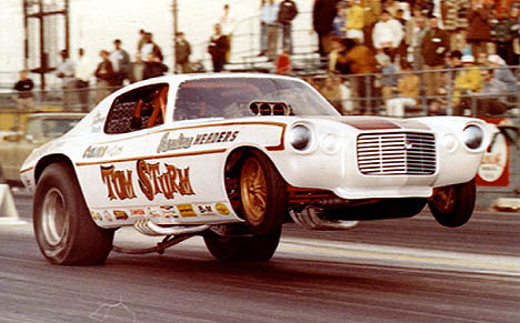 Tom Sturm's awesome Camaro flopper leaps off the starting line. Photo thanks to Bob Plumer