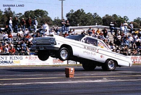 This Dave Strickler reproduction takes flight on a Southern tour. Photo by Gonzo