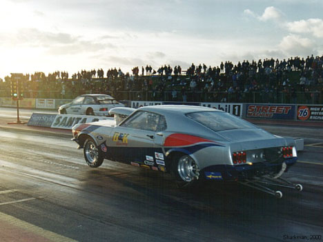 Super Gas Sunset - Dave Townsend's immaculate British Mustang. Photo by Sharkman