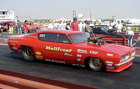Dale Boomgaarden shoes for the storied Mallicoat Bros. team in Goodguys Gasser action. Photo by Tim Pratt