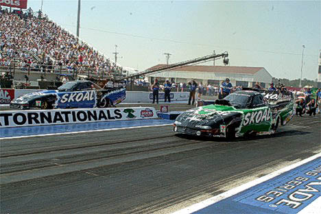 Here's an occurrence that Don Prudhomme only wants to see in the final round. Photo by Greg Gage