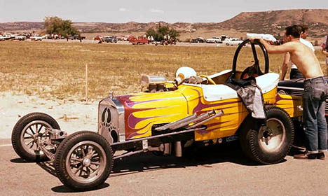 Alan Bockla's roadster was trick for its day. Photo by Pete Garramone