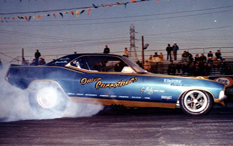 Omar Carrothers in the Tentmaker Cuda, which didn't last long after this. Photo from Drag Racing Memories Collection