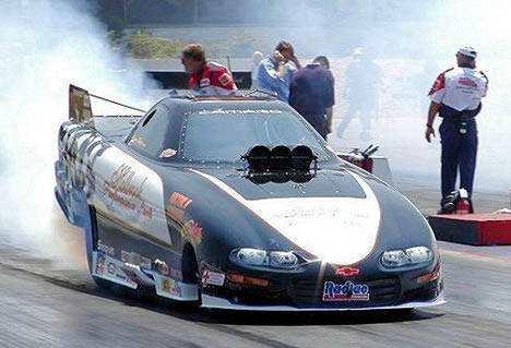 Jimmy Rector is on a tear in 2002, easily leading the IHRA points after five consecutive wins. Photo thanks to Bill Severino