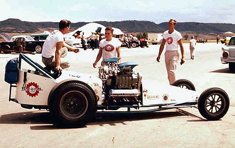 The Howard's Cams Twin Bear in 1961. Photo by Pete Garramone