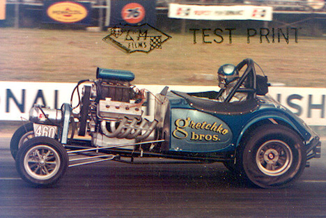 The Gretchko Bros. were one of the toughest AA Fuel Altereds in the Midwest. Photo from Drag Racing Memories