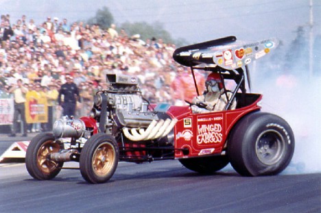 Wild Willie Borsch reels in the errant Winged Express (note BOTH hands on the wheel this time!) L&M Photo courtesy of Rob Potter