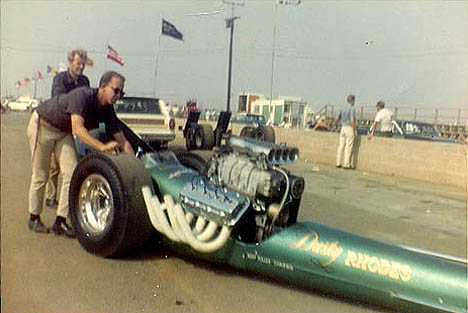 Dusty Rhodes gets pushed around for the start at Lions in 1965. Photo from the Daryl Huffman Collection