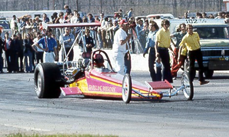 Mike & Kent Lewis's Sparkling Burgundy Top Fueler. Photo by Bob Plumer