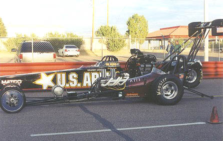 Tony Schumacher pulled up next to Laurie Watts in the staging lanes at Phoenix this weekend, offering an interesting contrast in eras. Photo by Laurie Watts