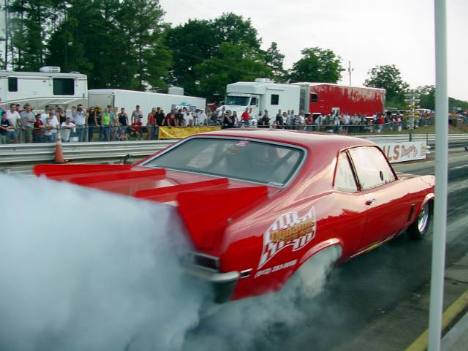 Mike Coger's injected Nova gasser. Roger Richards photo