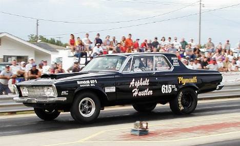 Bruce Dillion's Asphalt Hustler won the first round of Nostalgia Super Stock. Brian Wood photo