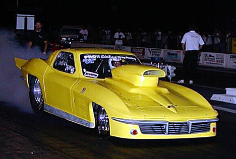 Milt Decker went 6.85 at 201 with unique, 463 cubic inch nitrous car, but was DNQ. Photo by Stephen Hawes